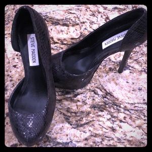 Steve Madden black snake platform high heels